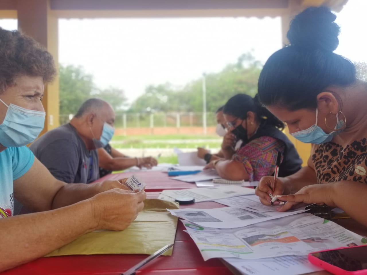 Notificacion A Los Adultos Mayores Beneficiarios Del Programa Colombia