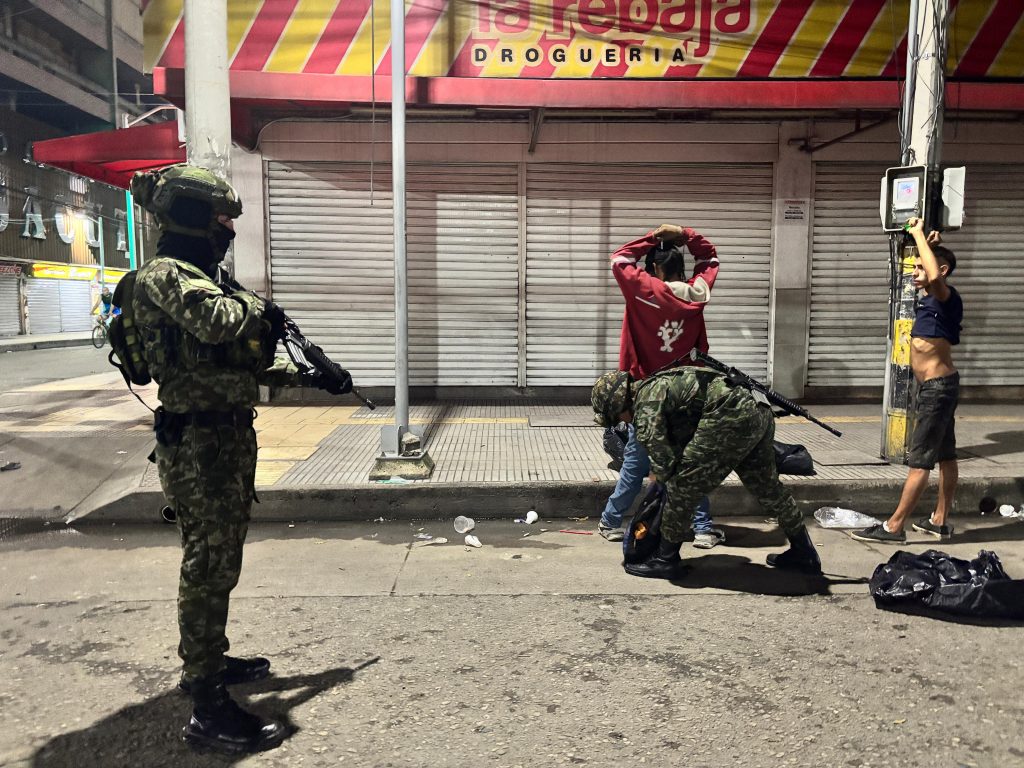CON DESPLIEGUES MILITARES Y POLICIALES, LA ALCALDÍA REFUERZA PLANES DE SEGURIDAD EN CÚCUTA