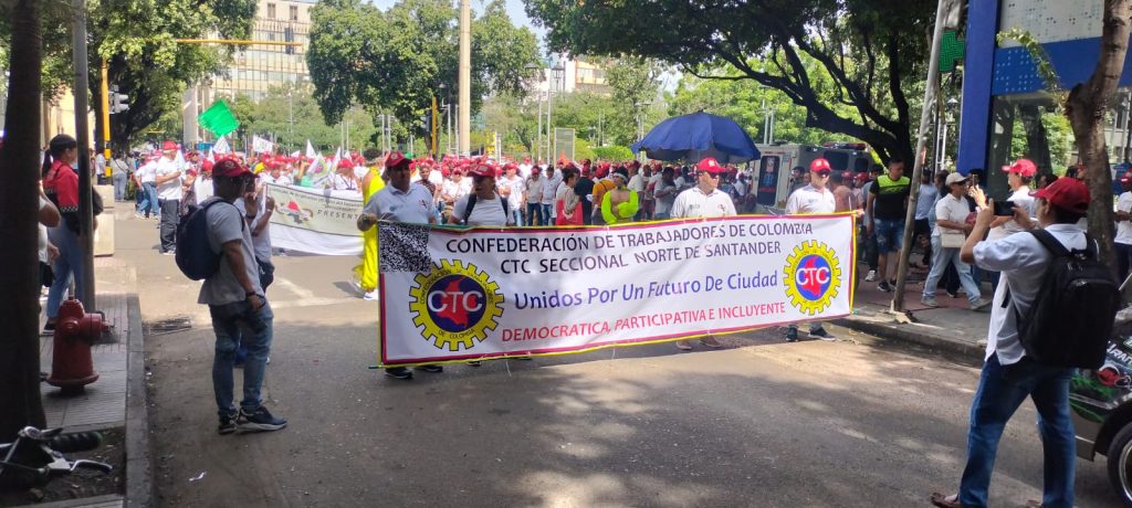 CON COMPLETA NORMALIDAD TRANSCURRIERON LAS MOVILIZACIONES EN EL MARCO DEL DÍA DEL TRABAJO