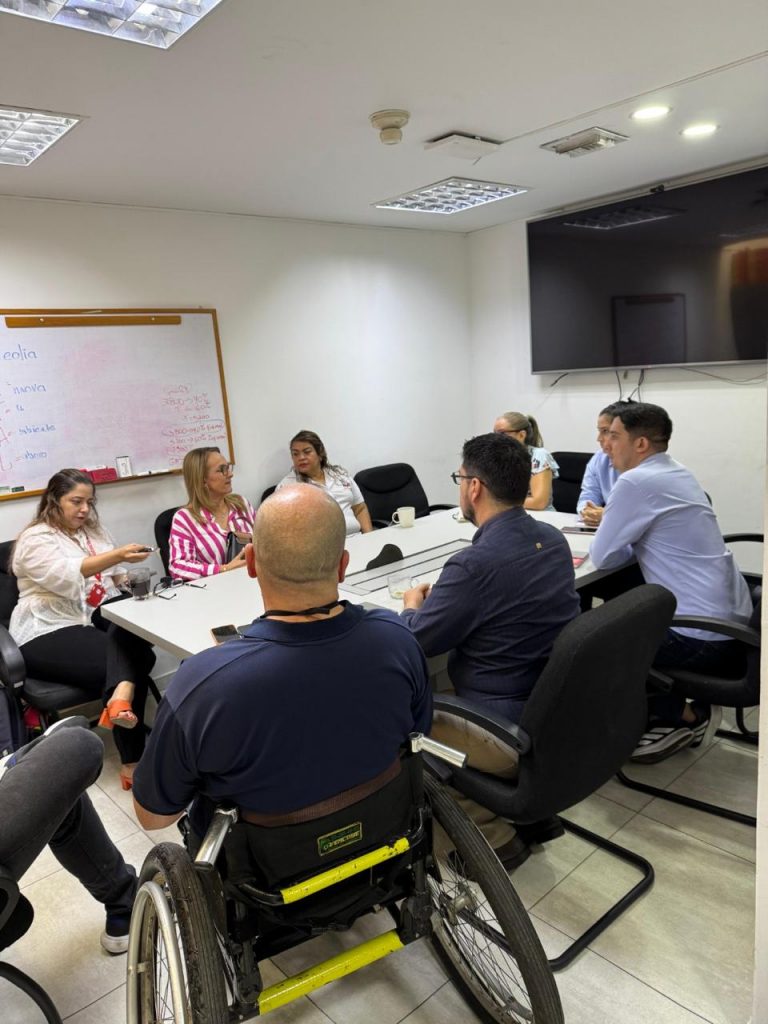 EMPRESAS PRIVADAS SE SUMAN A LA ESTRATEGIA DE HABITANTE DE CALLE ´DANDO NUEVA VIDA´