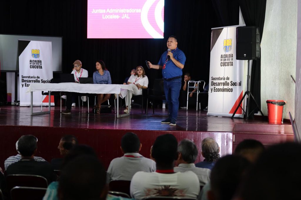 EDILES DE CÚCUTA FORTALECEN SUS CAPACIDADES EN TEMAS CLAVES PARA LA GESTIÓN LOCAL