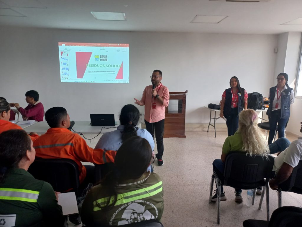 INVITACIÓN PARA LA REGULARIZACIÓN PROGRESIVA DE ORGANIZACIONES RECICLADORAS DE OFICIO