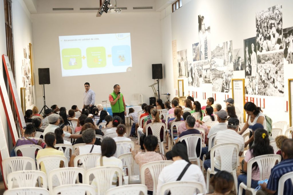 MÁS DE 600 PERSONAS PARTICIPARON EN LA JORNADA DE BANCARIZACIÓN