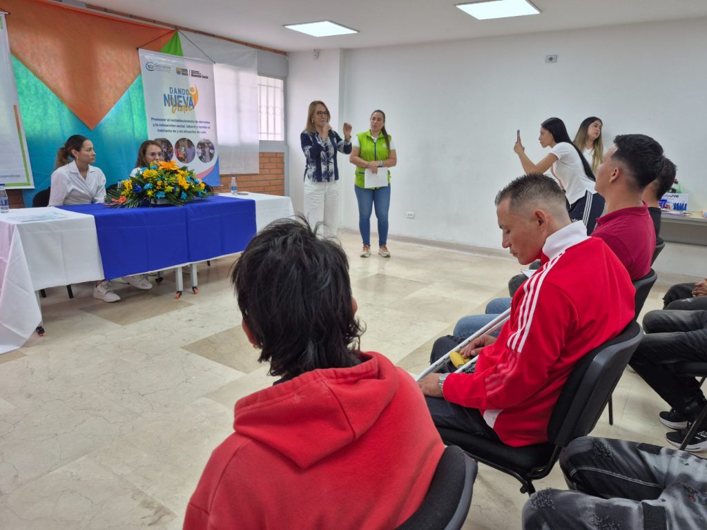 ALCALDÍA IMPULSA LA TRANSFORMACIÓN DE VIDAS CON LA ENTREGA DE 23 NUEVOS EMPRENDIMIENTOS A EXHABITANTES DE CALLE