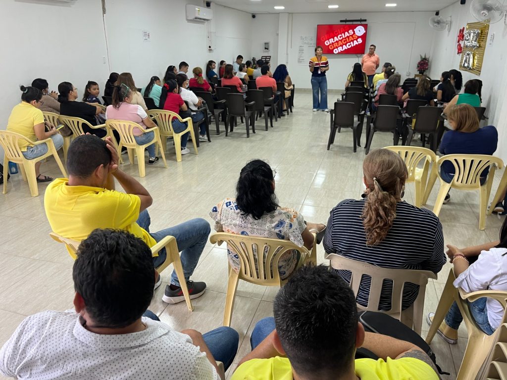 ALCALDÍA IMPULSA LA TRANSFORMACIÓN DE VIDAS CON LA ENTREGA DE 23 NUEVOS EMPRENDIMIENTOS A EXHABITANTES DE CALLE