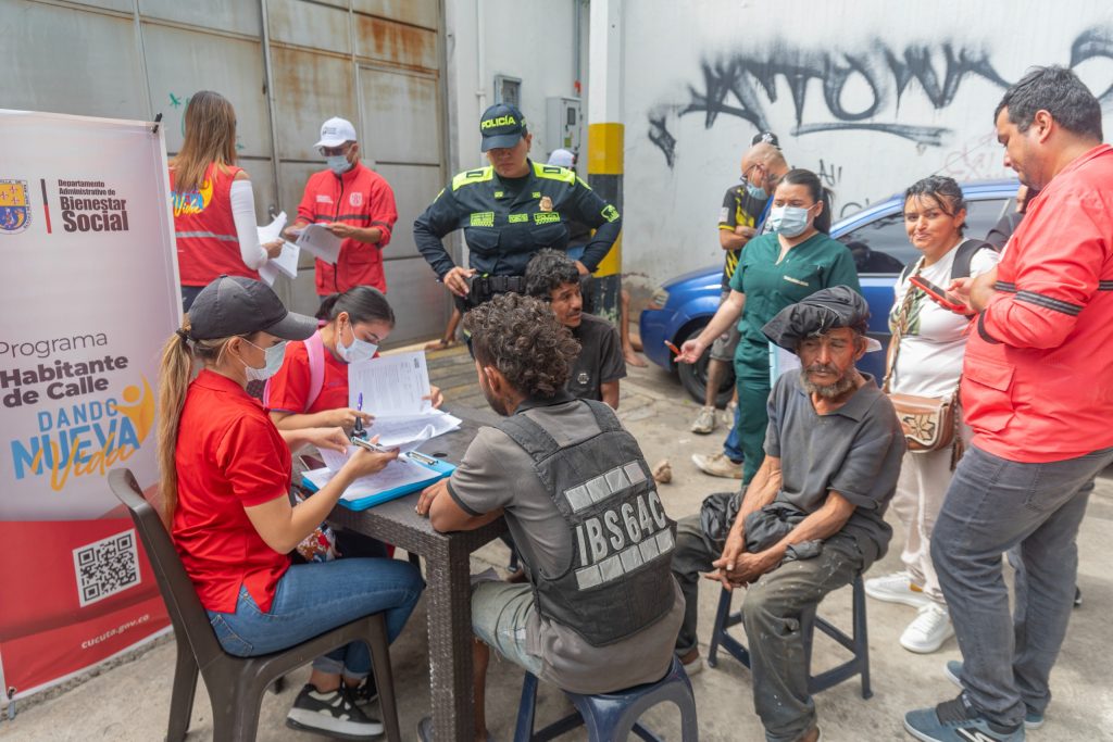 EN EL 2025, 207 PERSONAS LE HAN DICHO ‘SÍ’ AL PROGRAMA DE HABITANTE DE CALLE ‘DANDO NUEVA VIDA’