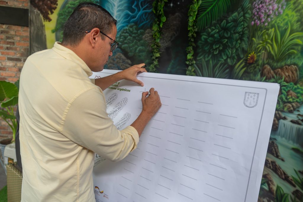 CÚCUTA INICIA SU TRANSFORMACIÓN HACIA ECONOMÍA CIRCULAR CON LA FIRMA DEL COMPROMISO DE VALORIZACIÓN DE RESIDUOS ÓRGANICOS